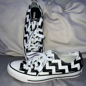 Black & White Converse